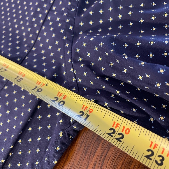 Tommy Hilfiger Men’s Small Button-Down Shirt Navy Yellow Cotton Stretch EUC ✨ - Picture 12 of 15